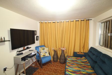 Sala de casa à venda com 5 quartos, 120m² em Vila Diva, São Paulo