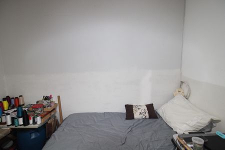Casa à venda com 120m², 5 quartos e 2 vagasCasa 3 - Quarto 1