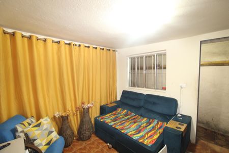 Casa à venda com 120m², 5 quartos e 2 vagasSala