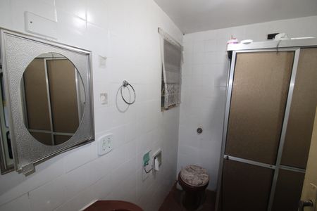 Casa à venda com 120m², 5 quartos e 2 vagasCasa 2 - Banheiro