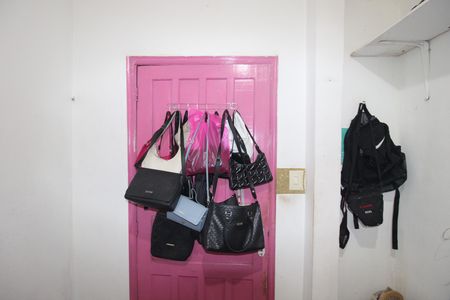 Casa à venda com 120m², 5 quartos e 2 vagasCasa 3 - Quarto 2