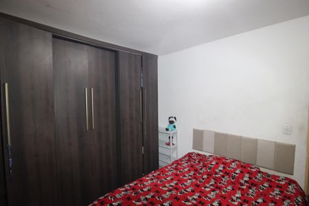 Casa à venda com 120m², 5 quartos e 2 vagasCasa 2 - Quarto