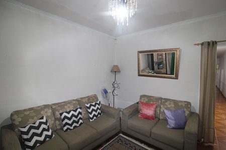 Casa à venda com 120m², 5 quartos e 2 vagasCasa 3 - Sala