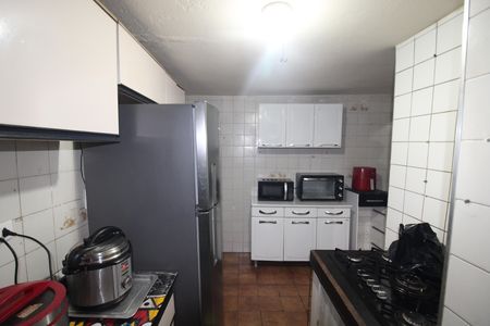 Casa à venda com 120m², 5 quartos e 2 vagasCozinha
