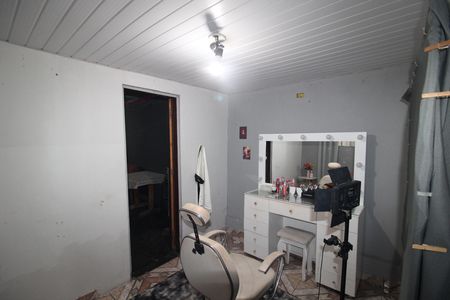 Casa à venda com 120m², 5 quartos e 2 vagasCasa 3 - Quarto 5
