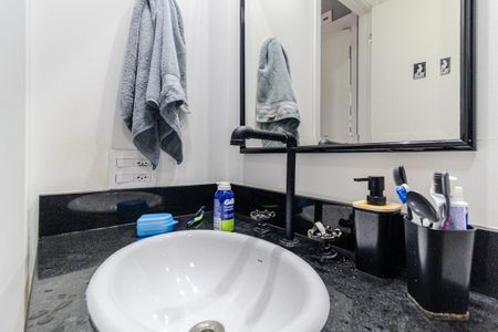 Apartamento à venda com 38m², 1 quarto e sem vaga Apartamento à venda com 38m², 1 quarto e sem vagaBanheiro da Suíte