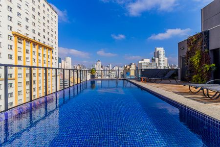Apartamento à venda com 38m², 1 quarto e sem vaga Apartamento à venda com 38m², 1 quarto e sem vagaPiscina