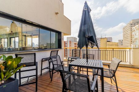 Apartamento à venda com 38m², 1 quarto e sem vaga Apartamento à venda com 38m², 1 quarto e sem vagaTerraço