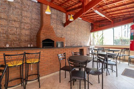 Apartamento para alugar com 45m², 2 quartos e 1 vagaÁrea comum - Churrasqueira