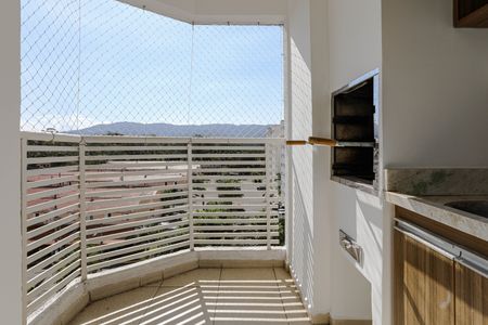 Apartamento para alugar com 57m², 3 quartos e 1 vagaSacada