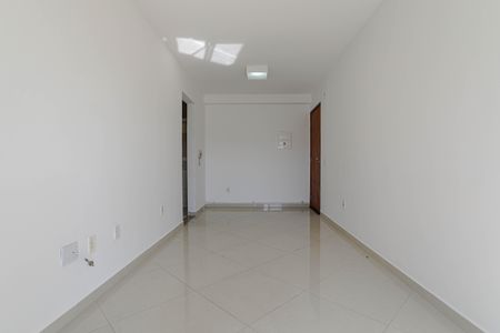 Sala  de apartamento para alugar com 3 quartos, 57m² em Jardim Sao Pedro, Mogi das Cruzes
