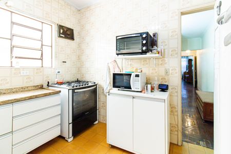 Casa à venda com 180m², 3 quartos e 2 vagas Casa à venda com 180m², 3 quartos e 2 vagasCozinha