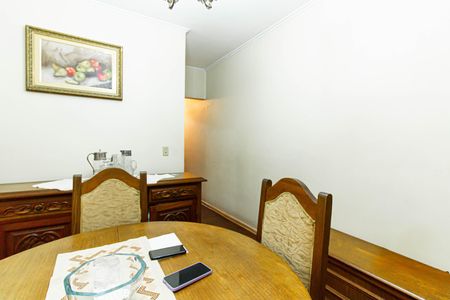 Casa à venda com 180m², 3 quartos e 2 vagas Casa à venda com 180m², 3 quartos e 2 vagasCopa