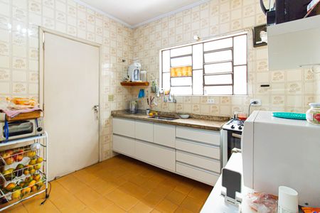 Casa à venda com 180m², 3 quartos e 2 vagas Casa à venda com 180m², 3 quartos e 2 vagasCozinha