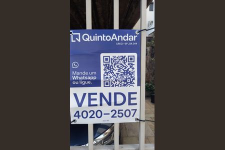 Casa à venda com 180m², 3 quartos e 2 vagas Casa à venda com 180m², 3 quartos e 2 vagasPlaquinha