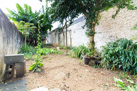 Casa à venda com 180m², 3 quartos e 2 vagas Casa à venda com 180m², 3 quartos e 2 vagasJardim