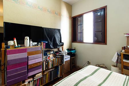 Casa à venda com 180m², 3 quartos e 2 vagas Casa à venda com 180m², 3 quartos e 2 vagasSuíte