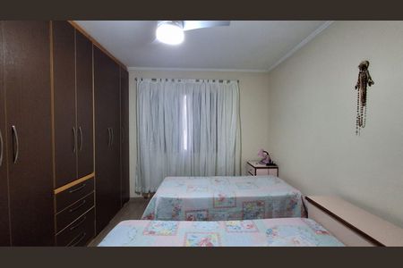Casa à venda com 173m², 3 quartos e 2 vagasQuarto 3