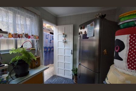 Casa à venda com 173m², 3 quartos e 2 vagasCozinha 