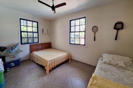Casa à venda com 150m², 3 quartos e 5 vagas Casa à venda com 150m², 3 quartos e 5 vagasQuarto 2