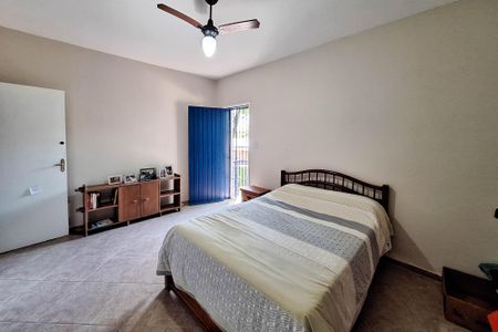 Casa à venda com 150m², 3 quartos e 5 vagas Casa à venda com 150m², 3 quartos e 5 vagasSuíte 1