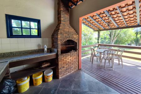 Casa à venda com 150m², 3 quartos e 5 vagas Casa à venda com 150m², 3 quartos e 5 vagasQuintal