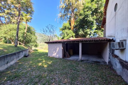 Casa à venda com 150m², 3 quartos e 5 vagas Casa à venda com 150m², 3 quartos e 5 vagasQuintal