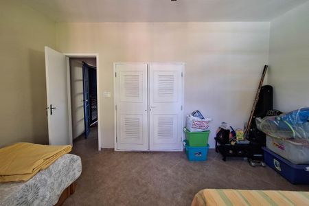 Casa à venda com 150m², 3 quartos e 5 vagas Casa à venda com 150m², 3 quartos e 5 vagasQuarto 2