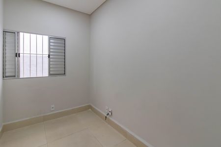 Casa à venda com 270m², 4 quartos e 2 vagas Casa à venda com 270m², 4 quartos e 2 vagasQuarto 2