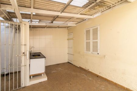 Casa à venda com 270m², 4 quartos e 2 vagas Casa à venda com 270m², 4 quartos e 2 vagasQuintal