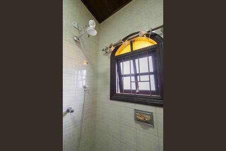 Casa à venda com 270m², 4 quartos e 2 vagas Casa à venda com 270m², 4 quartos e 2 vagasSuíte