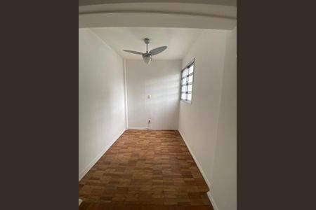 Apartamento à venda com 110m², 3 quartos e 2 vagasQuarto