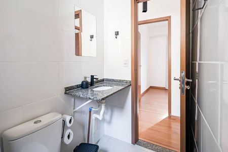 Apartamento para alugar com 49m², 2 quartos e 1 vaga Apartamento para alugar com 49m², 2 quartos e 1 vagaBanheiro