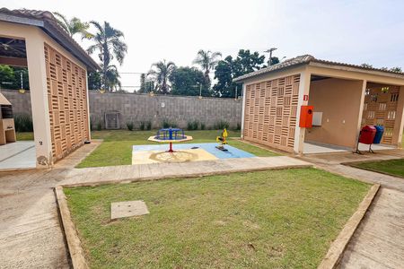 Apartamento para alugar com 49m², 2 quartos e 1 vaga Apartamento para alugar com 49m², 2 quartos e 1 vagaÁrea comum - Playground