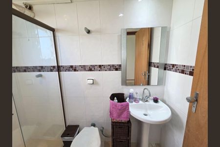 Apartamento para alugar com 80m², 2 quartos e 1 vagaBanheiro da Suíte 2