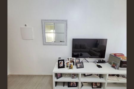 Apartamento para alugar com 80m², 2 quartos e 1 vagaSala