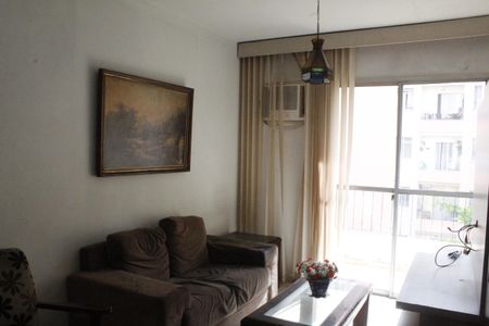 Sala de apartamento para alugar com 2 quartos, 75m² em Jacarepaguá, Rio de Janeiro