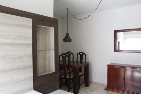 Sala de apartamento para alugar com 2 quartos, 75m² em Jacarepaguá, Rio de Janeiro