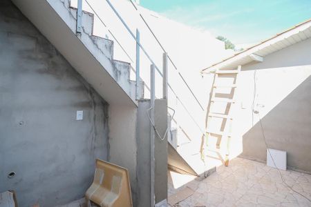 Casa para alugar com 55m², 1 quarto e sem vagaÁrea de serviço