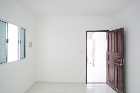 Casa para alugar com 55m², 1 quarto e sem vagaSuíte