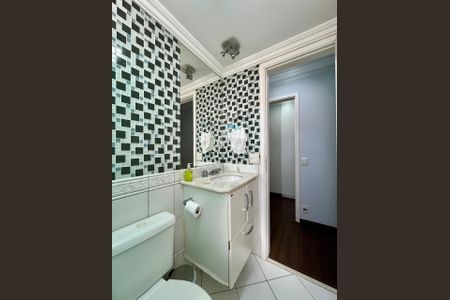 Apartamento à venda com 134m², 3 quartos e 2 vagasBanheiro da Suíte 2