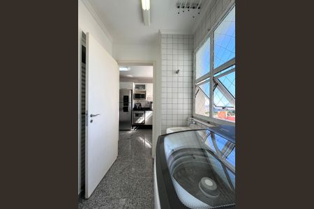 Apartamento à venda com 134m², 3 quartos e 2 vagasÁrea de Serviço
