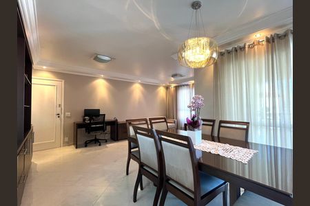 Apartamento à venda com 134m², 3 quartos e 2 vagasSala