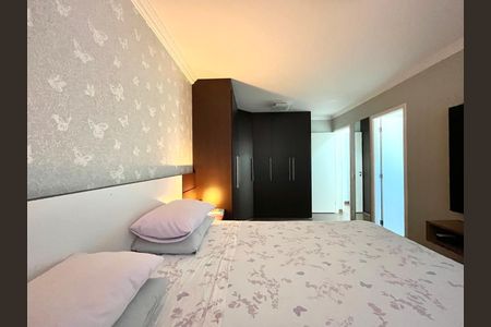 Apartamento à venda com 134m², 3 quartos e 2 vagasSuíte 3