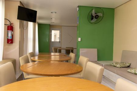 Apartamento à venda com 46m², 2 quartos e 1 vaga Apartamento à venda com 46m², 2 quartos e 1 vagaSalão de Festas