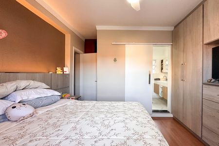 Casa à venda com 252m², 4 quartos e 2 vagas Casa à venda com 252m², 4 quartos e 2 vagasSuíte 1