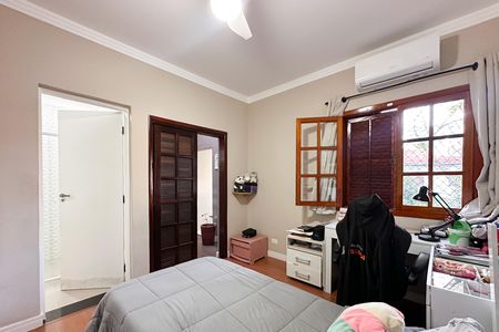Casa à venda com 252m², 4 quartos e 2 vagas Casa à venda com 252m², 4 quartos e 2 vagasSuíte 2
