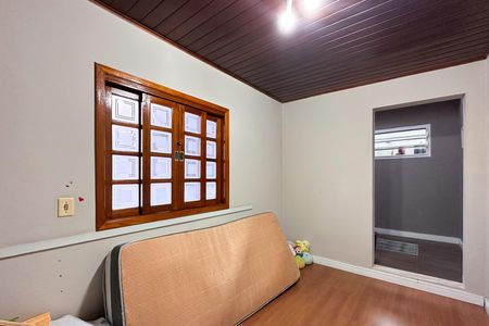 Casa à venda com 252m², 4 quartos e 2 vagas Casa à venda com 252m², 4 quartos e 2 vagasQuarto de Serviço