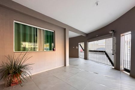 Casa à venda com 252m², 4 quartos e 2 vagas Casa à venda com 252m², 4 quartos e 2 vagasGaragem