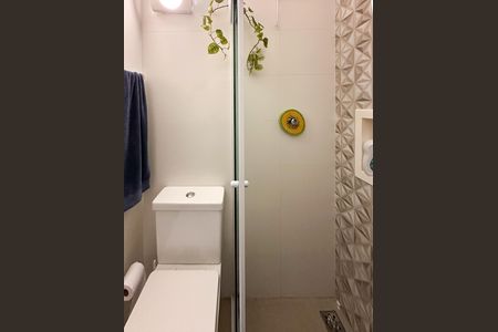 Casa à venda com 252m², 4 quartos e 2 vagas Casa à venda com 252m², 4 quartos e 2 vagasBanheiro Social
